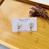 Reira手作り【水晶粉蝶】水晶花耳飾