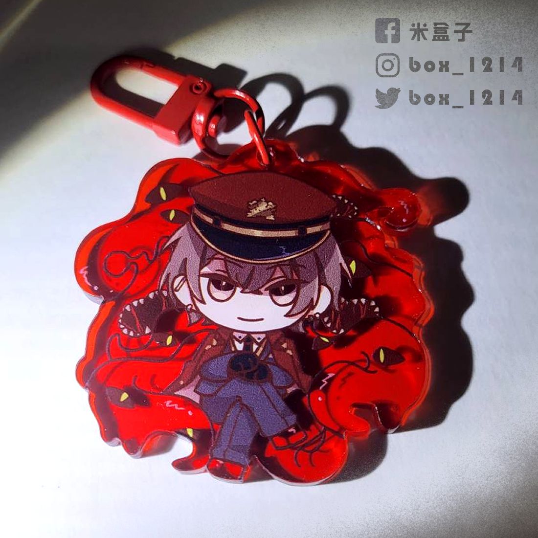 【にじさんじ】加賀美ハヤト軍服紅透壓克力吊飾