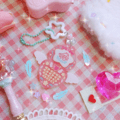 原創❤꒰ა邱比特通信໒꒱天使手機 粉霧板壓克力吊飾