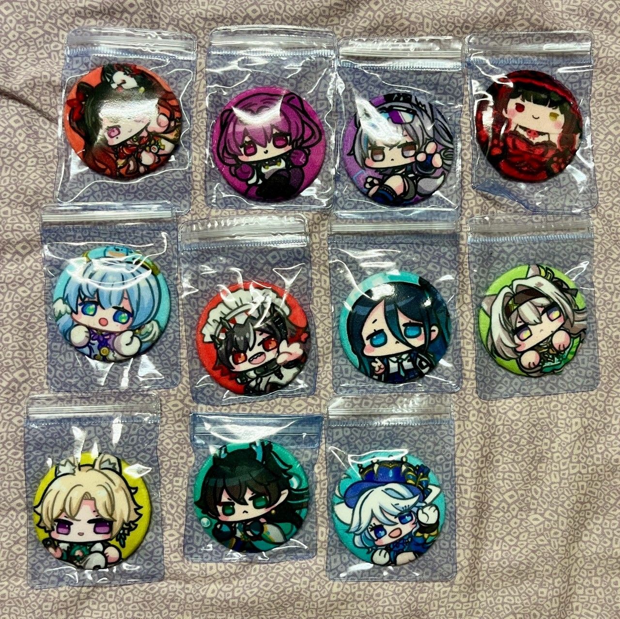 星穹鐵道、原神、碧藍檔案、hololive、孤獨搖滾、等絨毛胸章