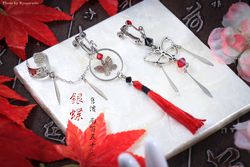 【古風 設計】手作耳夾+耳骨夾組－銀蝶