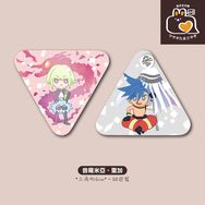 普羅米亞–里歐&加洛｜三角形閃底胸章組