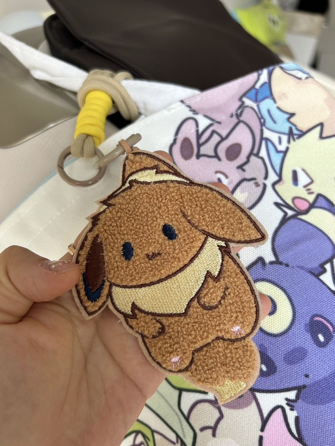 伊布刺繡毛毛掛件 CWT69